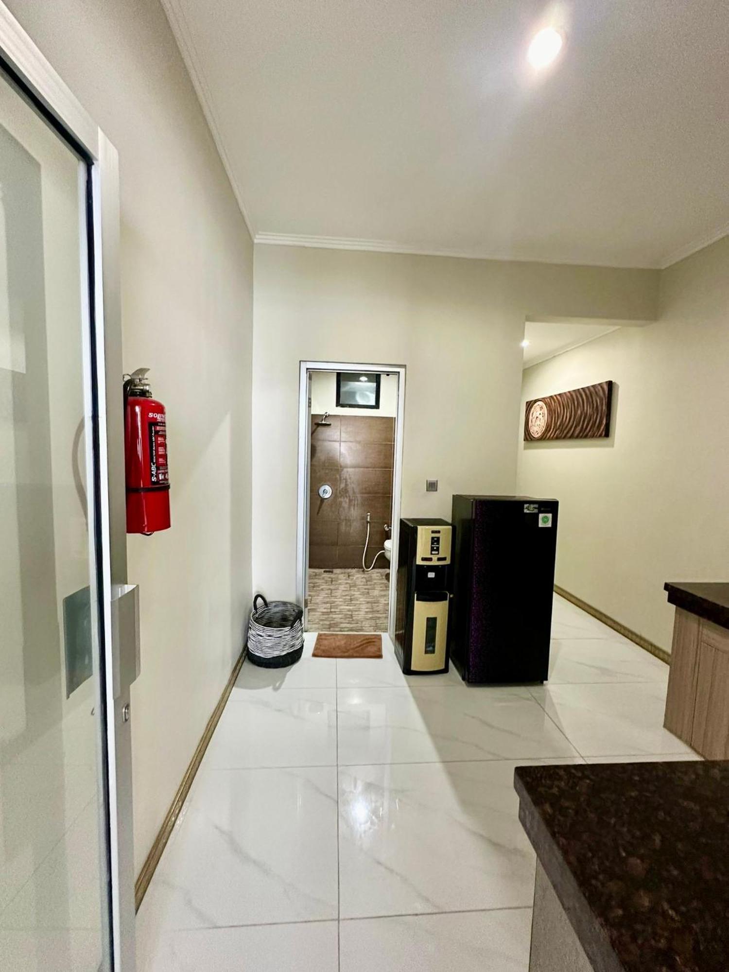 Kuta Regency B10 One Bedroom Villa Buitenkant foto